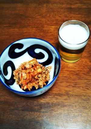 甘じょっぱく炒めた挽肉にキムチを混ぜて　-レシピのメイン写真