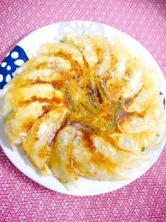 簡単!試してほしい☆餃子のチーズ焼き-レシピのメイン写真