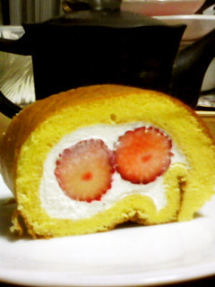 ホットケーキミックスdeロールケーキ-レシピのメイン写真