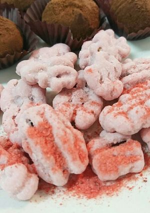 簡単♥クルミのストロベリーチョコがけ-レシピのメイン写真