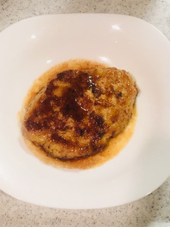 余った餃子の具(鶏)で照り焼きハンバーグ-レシピのメイン写真