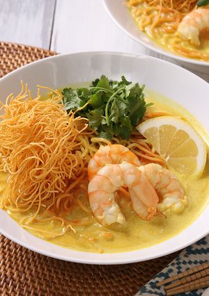 えびのタイ風ココナッツカレーラーメン-レシピのメイン写真