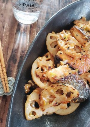 鮭とれんこんのコクうま！香味味噌炒め-レシピのメイン写真