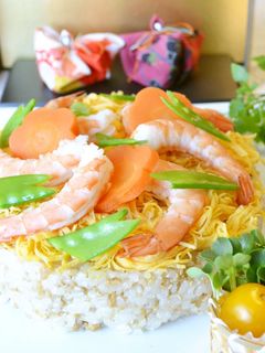 鶏そぼろで作るひな祭り寿司♪-レシピのメイン写真
