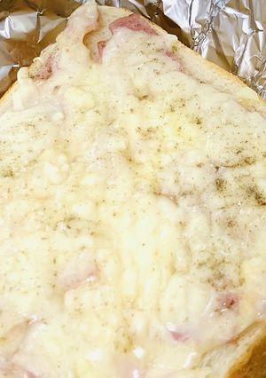 超簡単！ベーコンとチーズのトースト-レシピのメイン写真