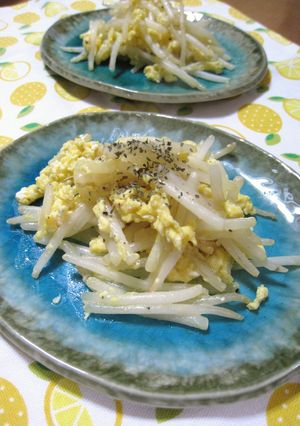 粉チーズが隠し味★もやし卵炒め-レシピのメイン写真