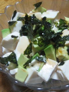 アボカドと豆腐の簡単サラダ-レシピのメイン写真