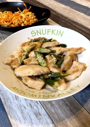 さっぱり！鶏むねとオクラの梅肉炒め-レシピのメイン写真