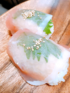 生ハムおにぎり○おつまみを主食に-レシピのメイン写真