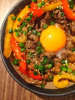 漬け込み簡単◎牛肉とパプリカのプルコギ丼-レシピのメイン写真