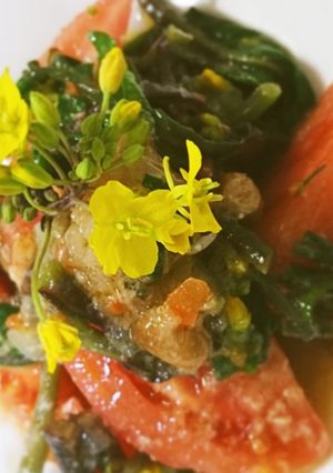 083　冬春トマトと紅菜苔のサラダ-レシピのメイン写真