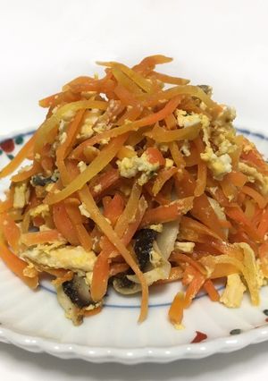椎茸&ささみ入りのにんじんしりしり-レシピのメイン写真