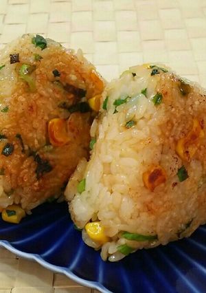 サッポロ一番みそラーメン焼きおにぎり★-レシピのメイン写真
