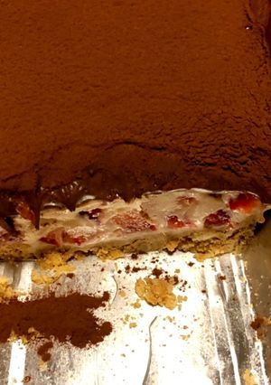 バレンタインに♡苺の濃厚生チョコケーキ♡-レシピのメイン写真