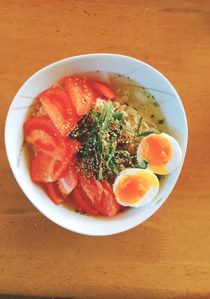 インスタントラーメンアレンジ○冷製トマト-レシピのメイン写真