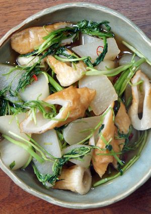 芹香る大根と竹輪の煮物-レシピのメイン写真