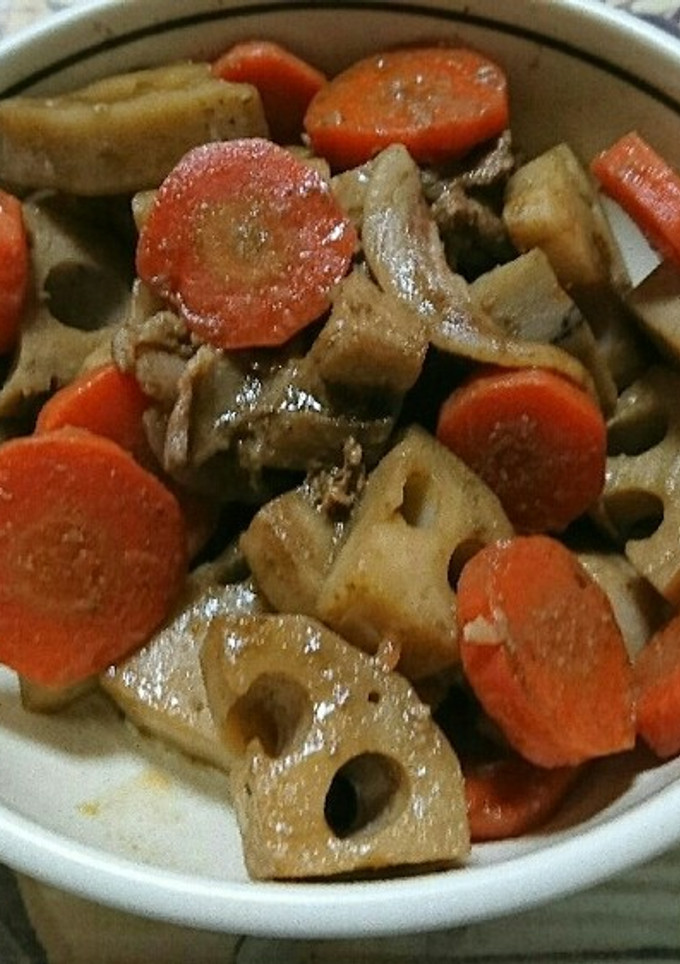 蓮根と人参と豚こま肉の煮物-レシピのメイン写真