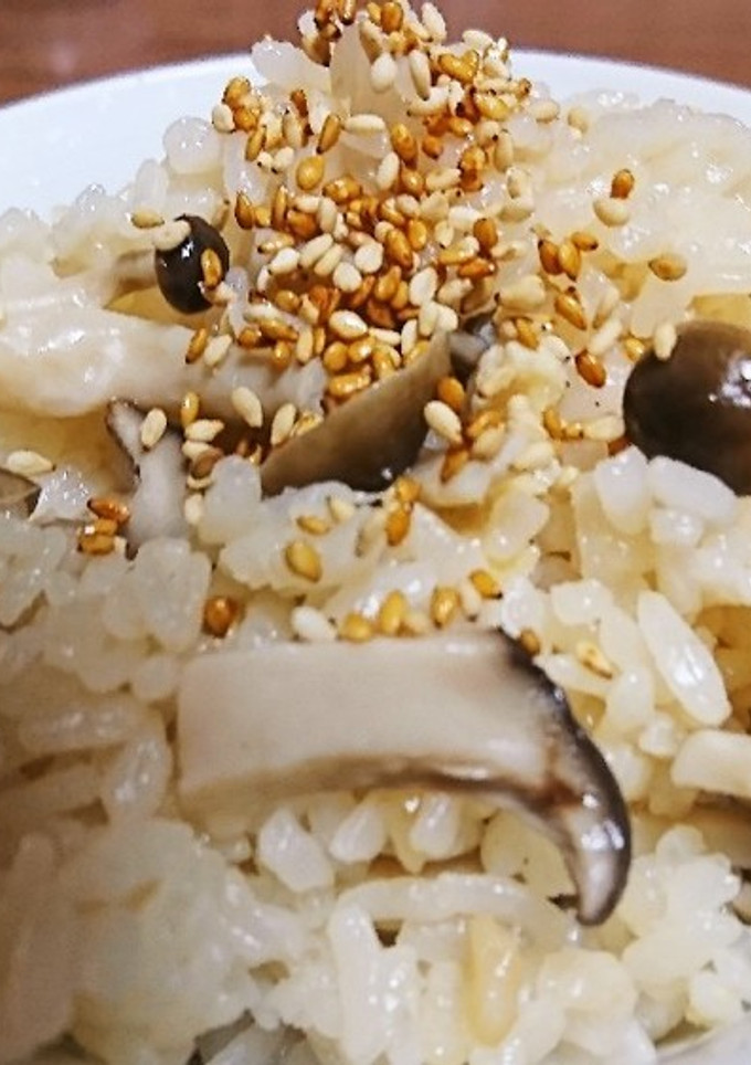 きのこの炊き込みご飯-レシピのメイン写真