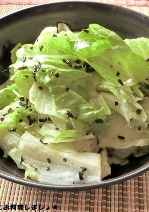 材料3つで簡単★レタスと塩昆布のサラダ-レシピのメイン写真
