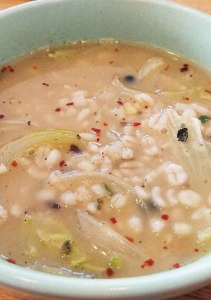 サッポロ一番塩とんこつで雑穀スープ-レシピのメイン写真