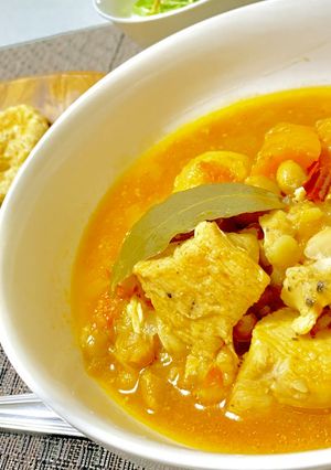 イタリアの田舎風煮込み☆鶏と大豆のスープ-レシピのメイン写真