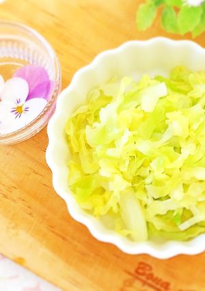レンジで蒸し炒め☆甘キャベツ♬-レシピのメイン写真