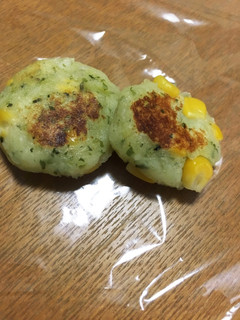 離乳食完了期★じゃがいもとコーンのおやき-レシピのメイン写真