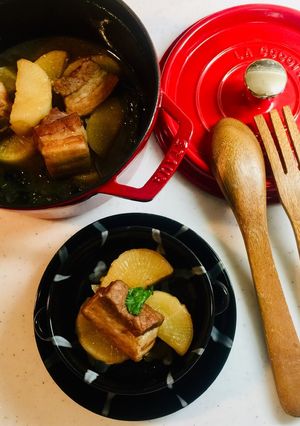 ストウブ鍋☆しみしみ大根と豚の角煮♪-レシピのメイン写真