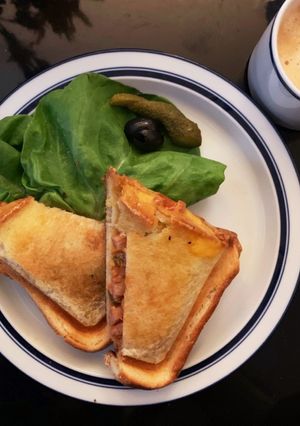 自作ピザソースのホットサンドを作る実験-レシピのメイン写真