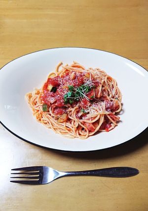 ズッキーニとベーコンのトマトソースパスタ-レシピのメイン写真