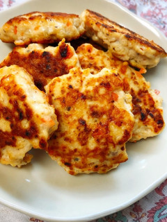 鶏胸肉と豆腐の野菜入りヘルシーつくね-レシピのメイン写真