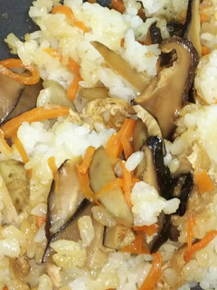 すき焼きのタレで混ぜご飯(メモ用)-レシピのメイン写真