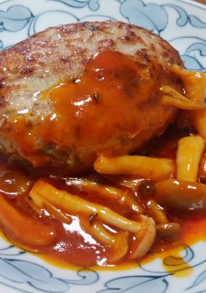 簡単！キノコとねぎの煮込みハンバーグ-レシピのメイン写真