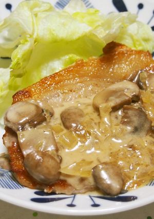 マッシュルームソースで美味！豚肉ステーキ-レシピのメイン写真