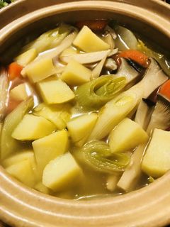 くたくた野菜鍋●根菜中心ポトフ風な食感鍋-レシピのメイン写真