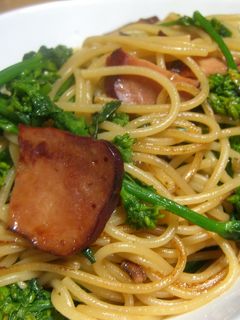 菜の花とヤキブタの中華味のパスタ-レシピのメイン写真
