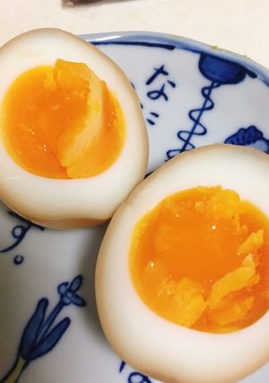 優しい味♡黄身トロトロな簡単煮卵-レシピのメイン写真