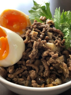 台湾風豚ひき肉と椎茸のそぼろご飯-レシピのメイン写真