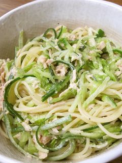 キュウリとレタス、ツナのサラダパスタ-レシピのメイン写真