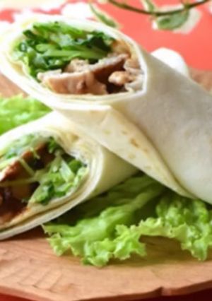 甘辛豚肉と豆苗のトルティーヤ-レシピのメイン写真