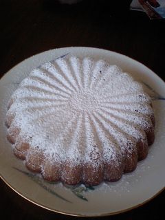 とっても簡単まぜるだけ!アーモンドケーキ-レシピのメイン写真