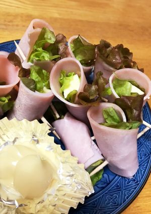 お弁当やおつまみに☆ハムレタスチーズ巻き-レシピのメイン写真
