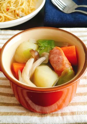 野菜とウインナーの食べるコンソメスープ-レシピのメイン写真