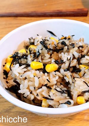 健康美人♡ひじきコーン炊き込みご飯-レシピのメイン写真