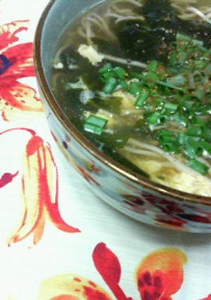 ✿急ぎに・・・簡単♪❀ワカメ卵とじ✿蕎麦-レシピのメイン写真