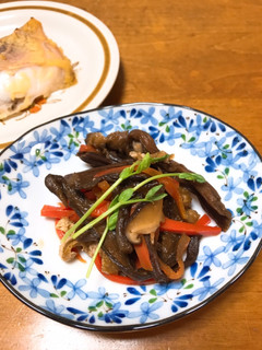 シャキシャキ食感が楽しい☆ずいきの炒め煮-レシピのメイン写真