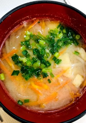 優しい味♫大根と人参のお味噌汁-レシピのメイン写真