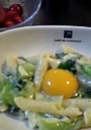 簡単★青菜のカルボナーラ風ペンネ-レシピのメイン写真