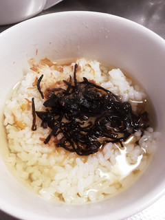 忙しい朝にぴったり☆塩昆布茶漬け-レシピのメイン写真