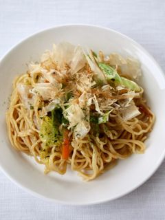 旨味をプラス。定番【ソース焼きそば】-レシピのメイン写真